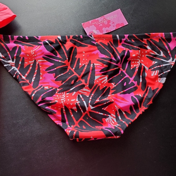 Bikini bottom lot - Picture 4 of 5